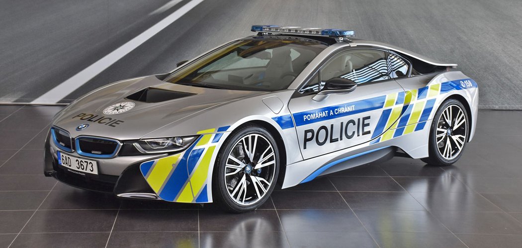 BMW i8 pro Policii ČR