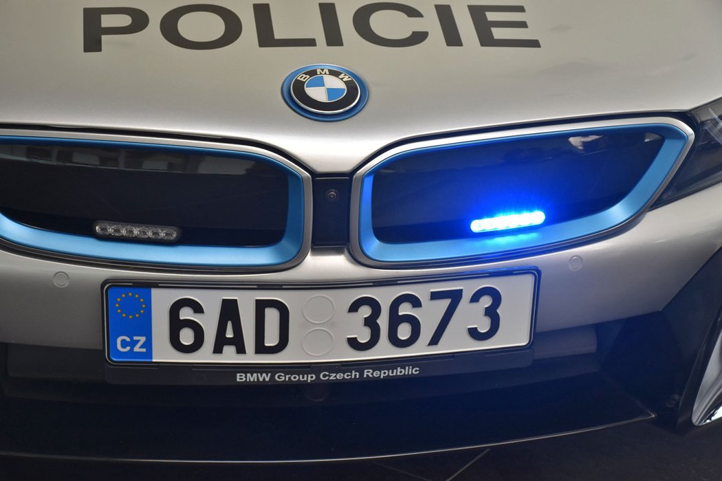 BMW i8 pro Policii ČR