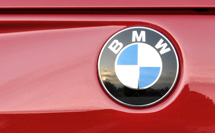 BMW prý zvažuje zřízení logistického centra v Česku