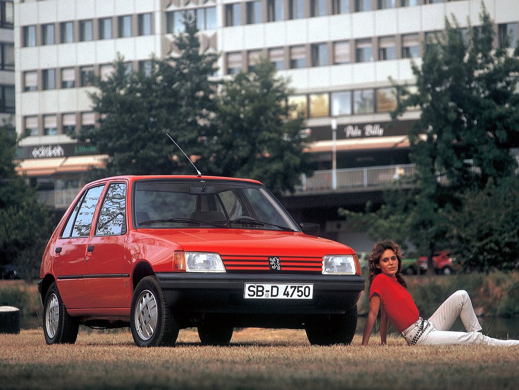 Peugeot 205 (1982)