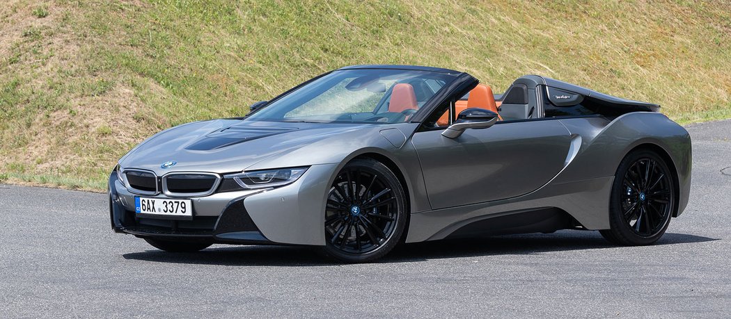 BMW i8 Roadster