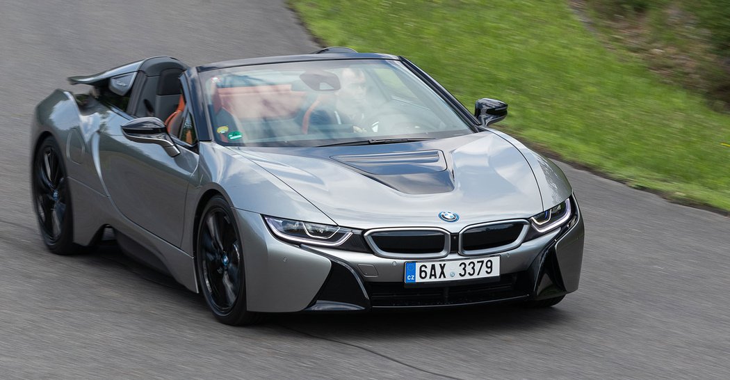 BMW i8 Roadster