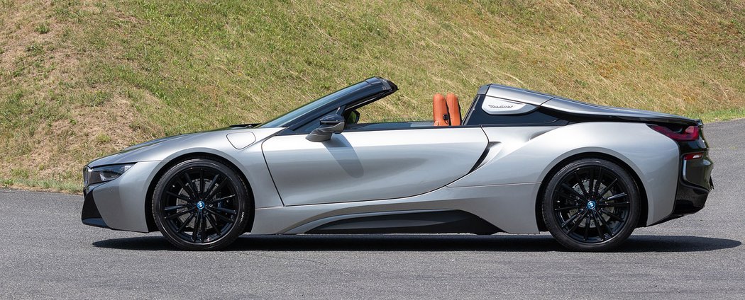 BMW i8 Roadster