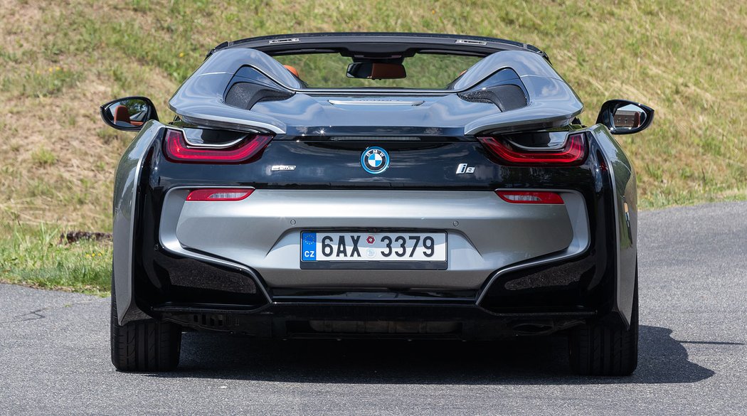 BMW i8 Roadster