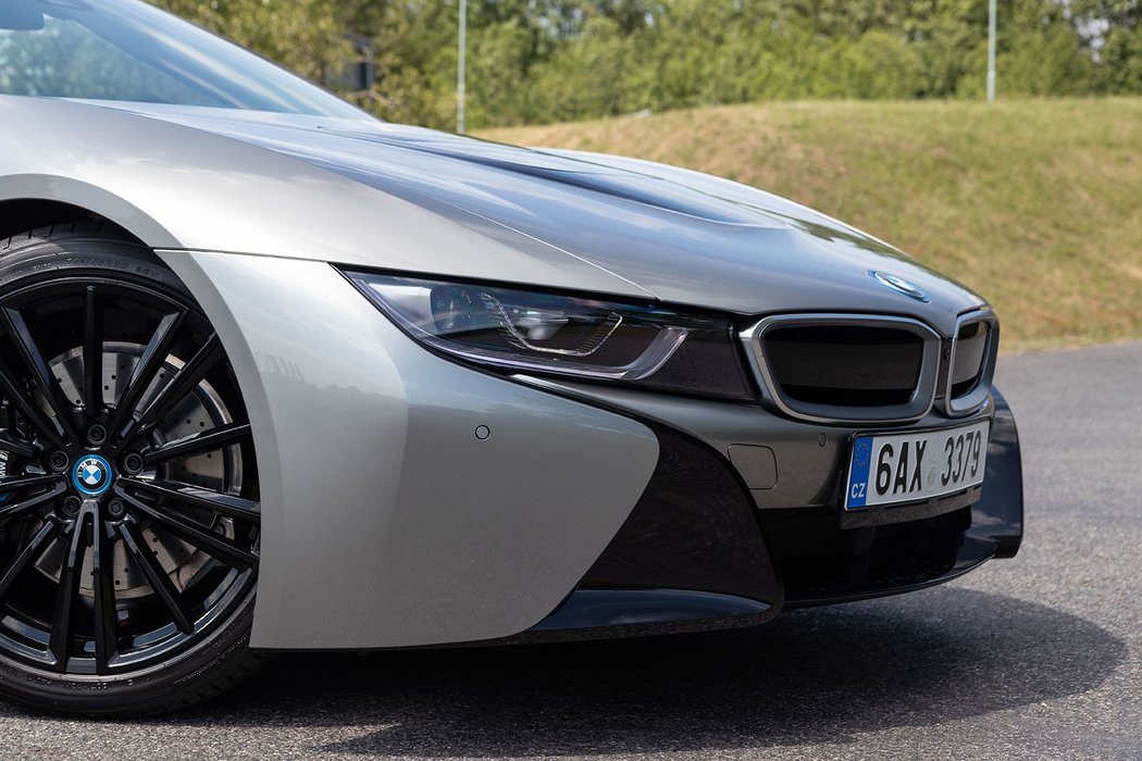 BMW i8 Roadster