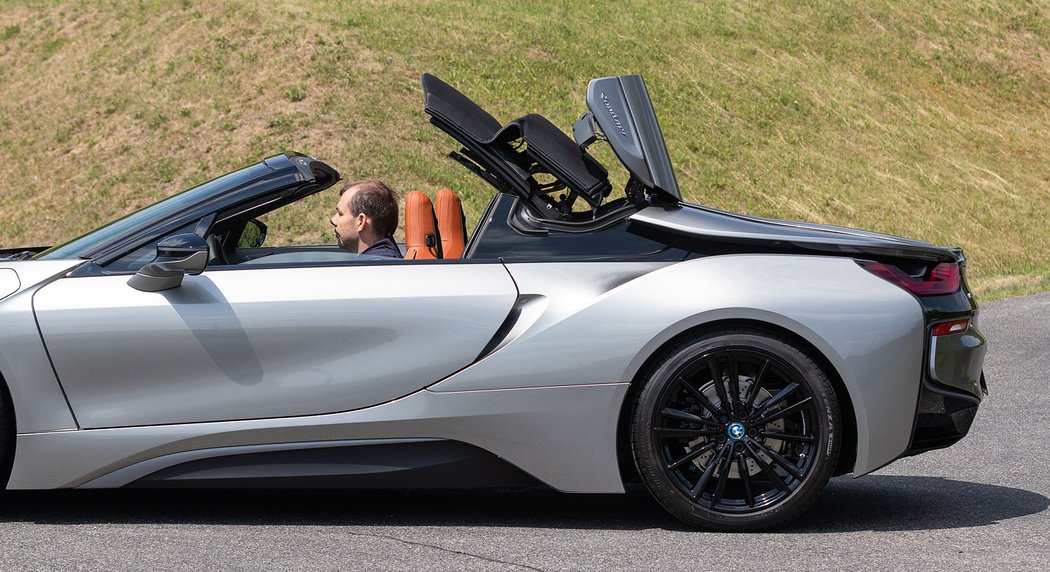 BMW i8 Roadster