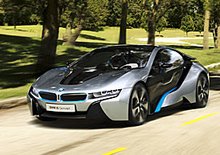 BMW i8: Nové fotografie hybridního supersportu