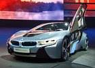 BMW i8: Sportovní plug-in hybrid s tříválcem 1,5 turbo (164 kW, 300 Nm)