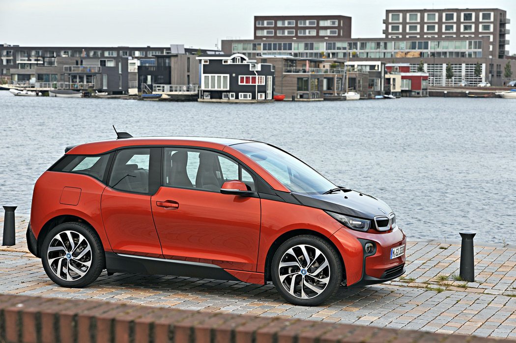 BMW i3