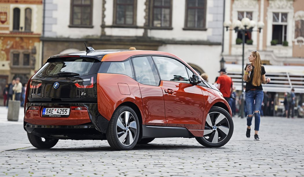 BMW i3