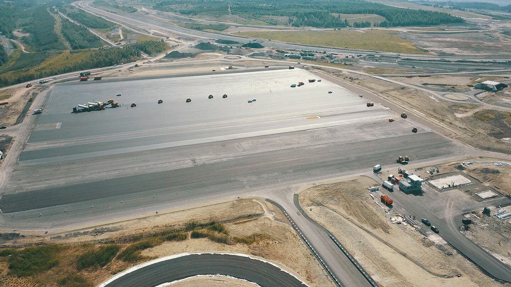 BMW Group Future Mobility Centre v Sokolově