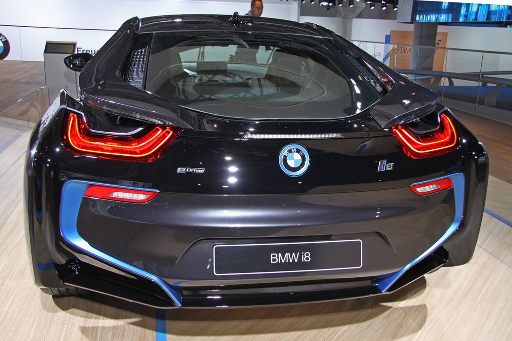 BMW i8