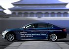 BMW 5 Plug-In Hybrid: Čína sobě
