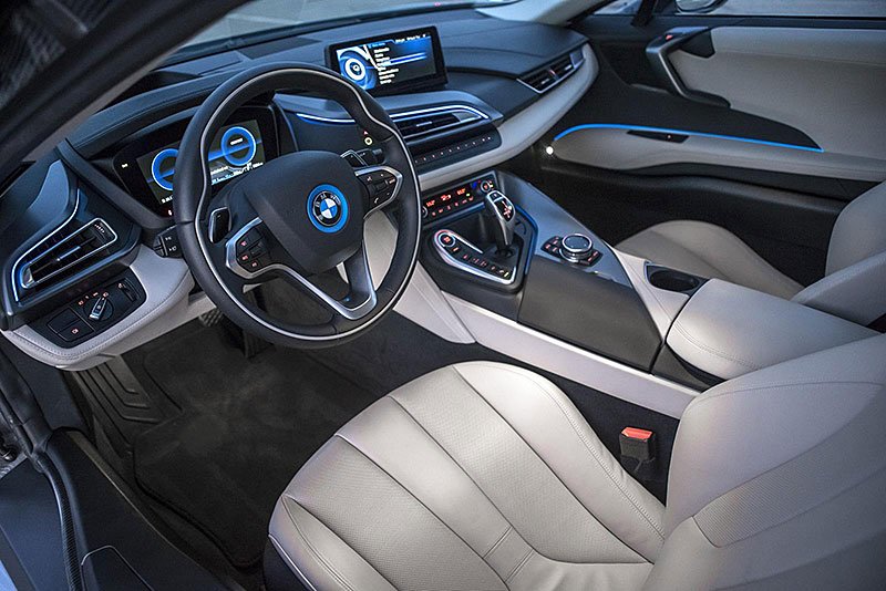 BMW i8