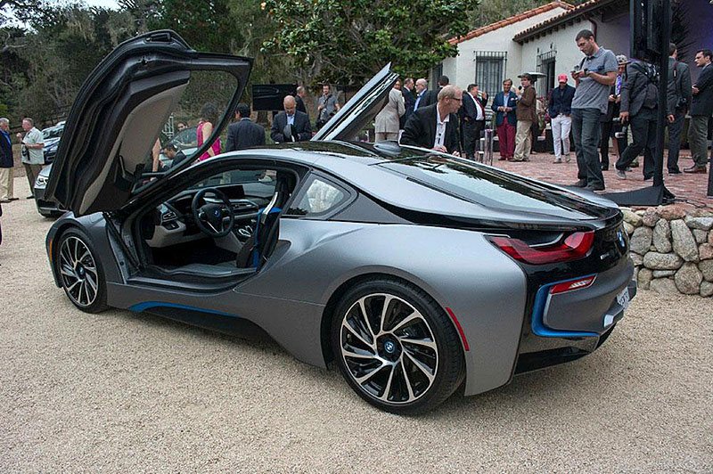 BMW i8