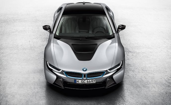 BMW i5: Čtyřdveřový sportovní plug-in hybrid přijde v roce 2018