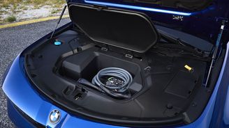 BMW i3 50 xDrive BMW i3 50 xDrive