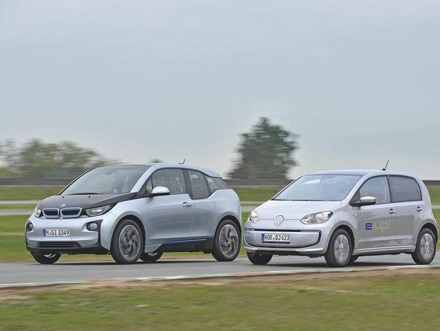 BMW i3 vs. VW e-Up