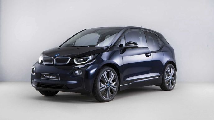 Malý elektromobil na velkých kolech. BMW představilo i3 ve speciální edici