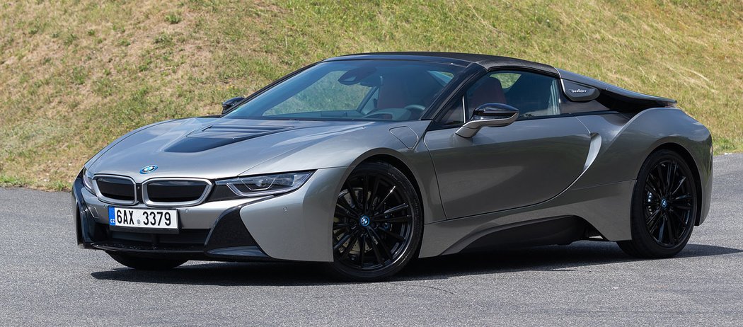 BMW i8