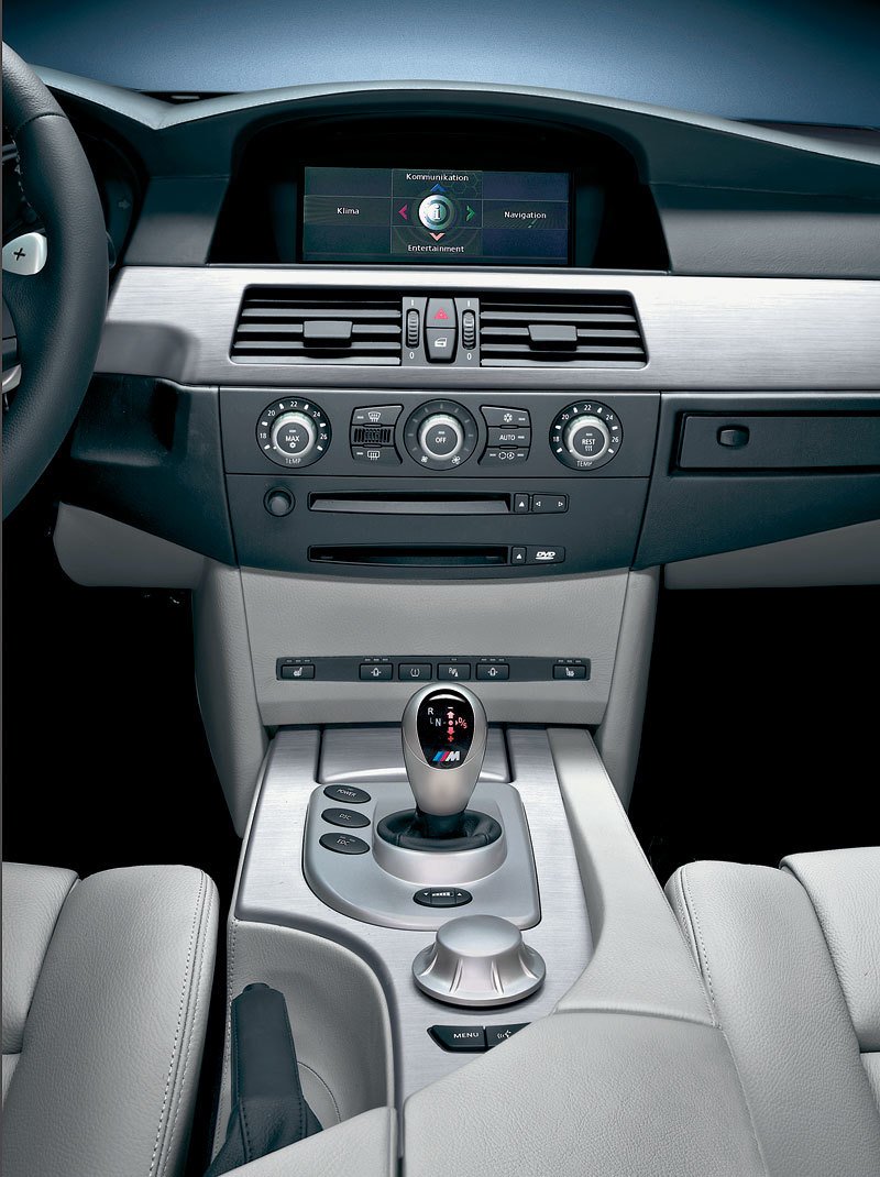 BMW iDrive (2004)