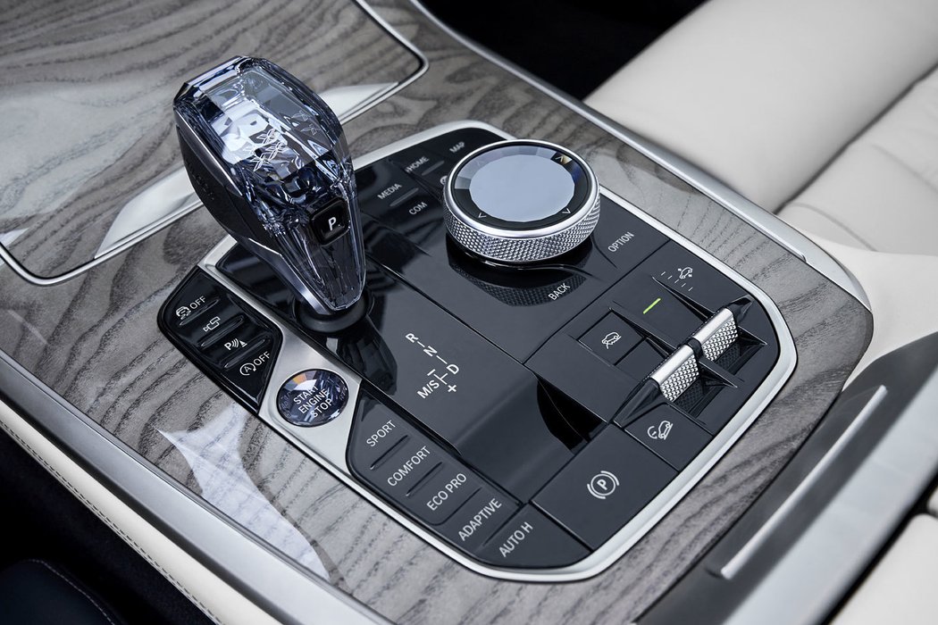 BMW iDrive (2018)