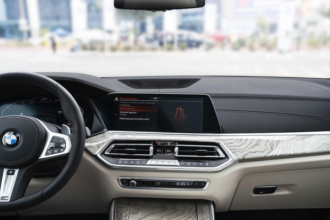 BMW iDrive (2019)