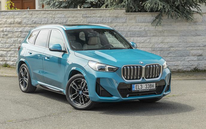 BMW iX1 xDrive30 BMW iX1 xDrive30
