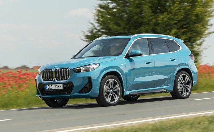 BMW iX1 xDrive30: The Brand’s Smallest Electric Car with Impressive Performance and Features