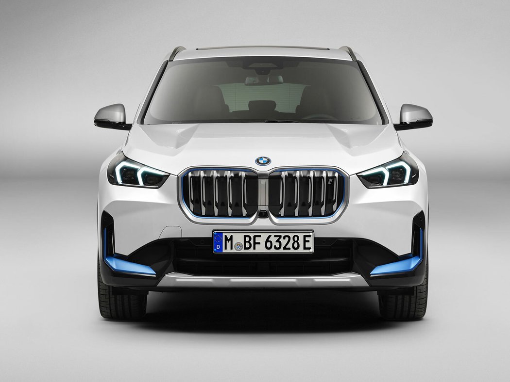 BMW iX1 xDrive30