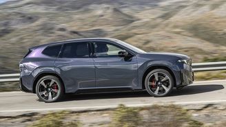 BMW iX3 50 xDrive BMW iX3 50 xDrive