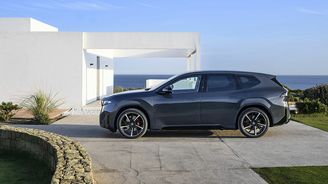 BMW iX3 50 xDrive BMW iX3 50 xDrive