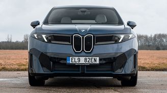 Staré BMW končí, přežily jen ledvinky z 60. let. Budoucnost značky visí na tomto elektromobilu Staré BMW končí, přežily jen ledvinky z 60. let. Budoucnost značky visí na tomto elektromobilu