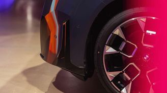 České premiéra BMW iX3 v Libčicích nad Vltavou České premiéra BMW iX3 v Libčicích nad Vltavou