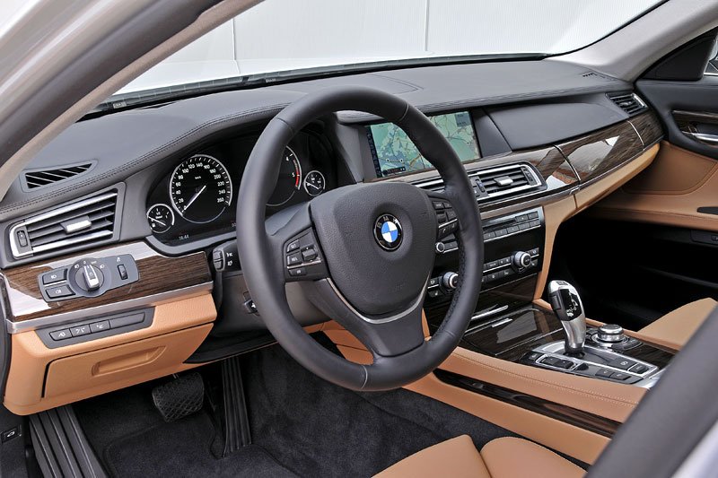 BMW řada 7