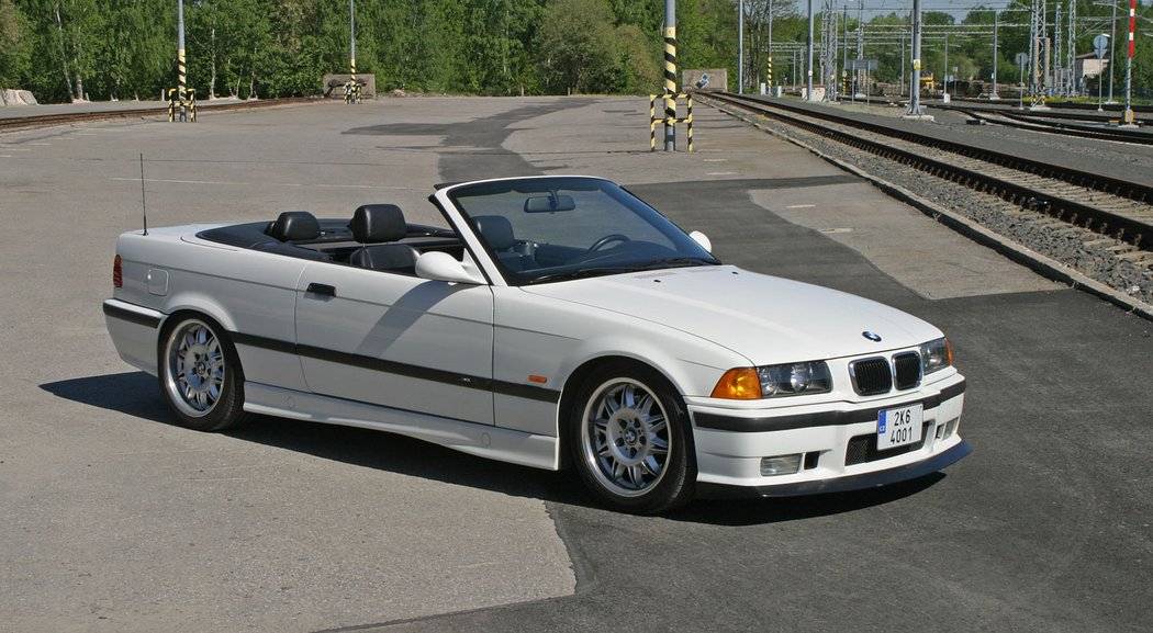 BMW M3 Cabrio (E36) US verze