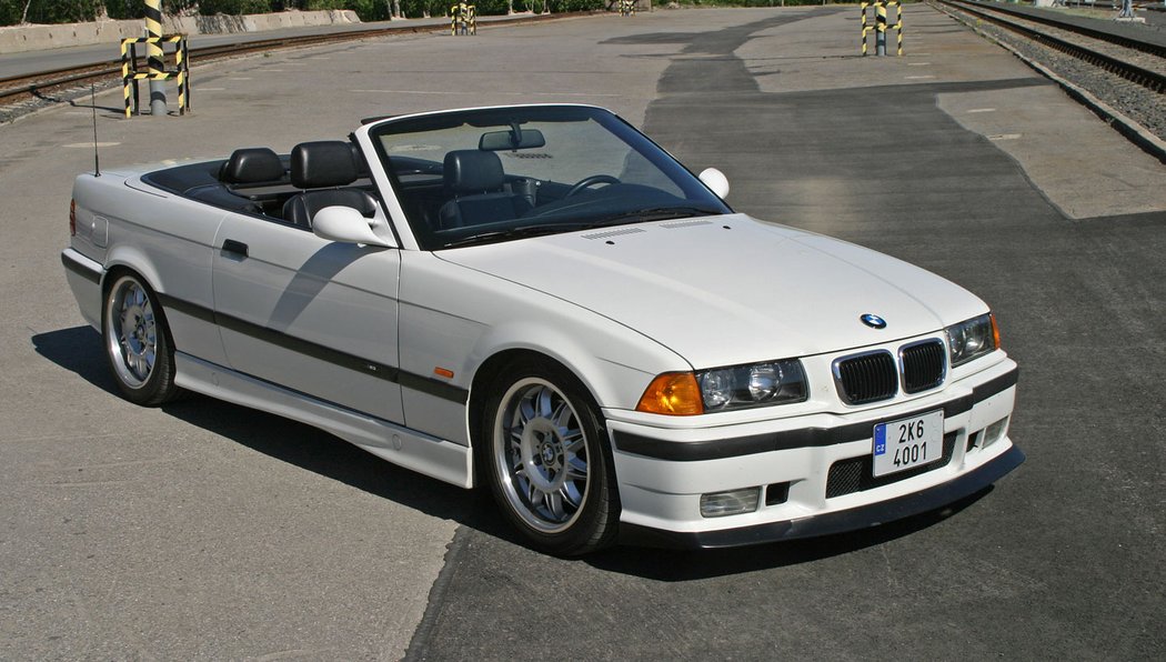 BMW M3 Cabrio (E36) US verze