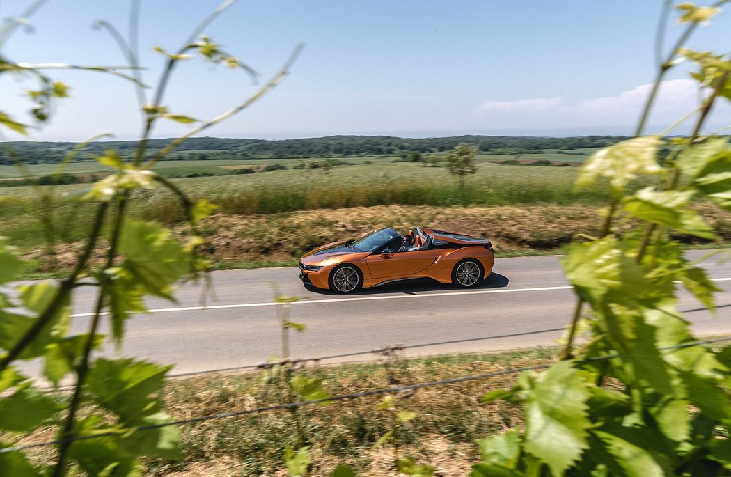 BMW i8 Roadster