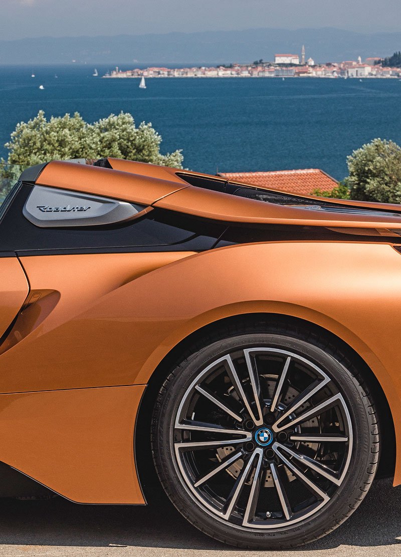 BMW i8 Roadster