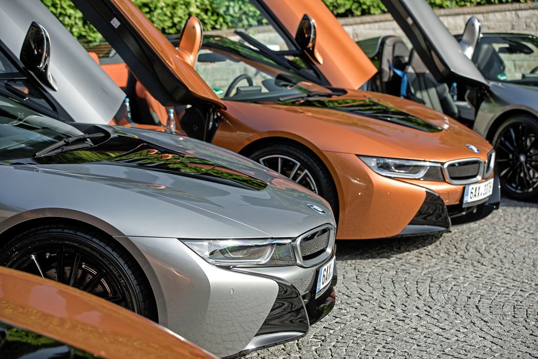 BMW i8 Roadster