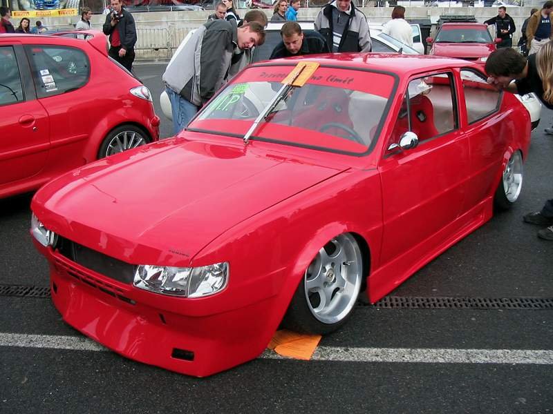 Renocar tuning 2004