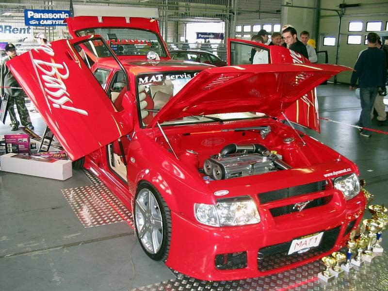 Renocar tuning 2004