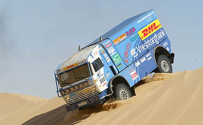 Dakar: kvůli nehodě startovala jen část kamionů
