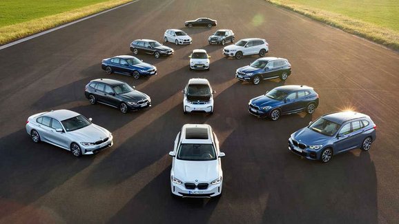 BMW zřejmě omezí nabídku modelů i výbav, úspory půjdou na elektromobily