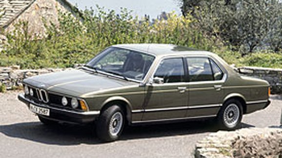 BMW řady 7: 30 let na silnici