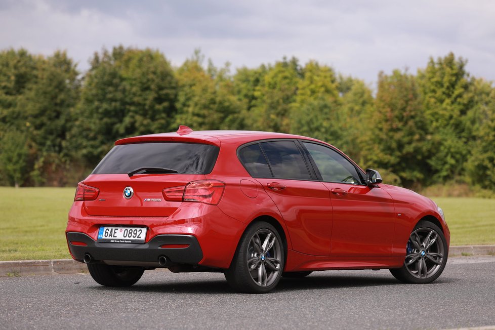 BMW M140i xDrive