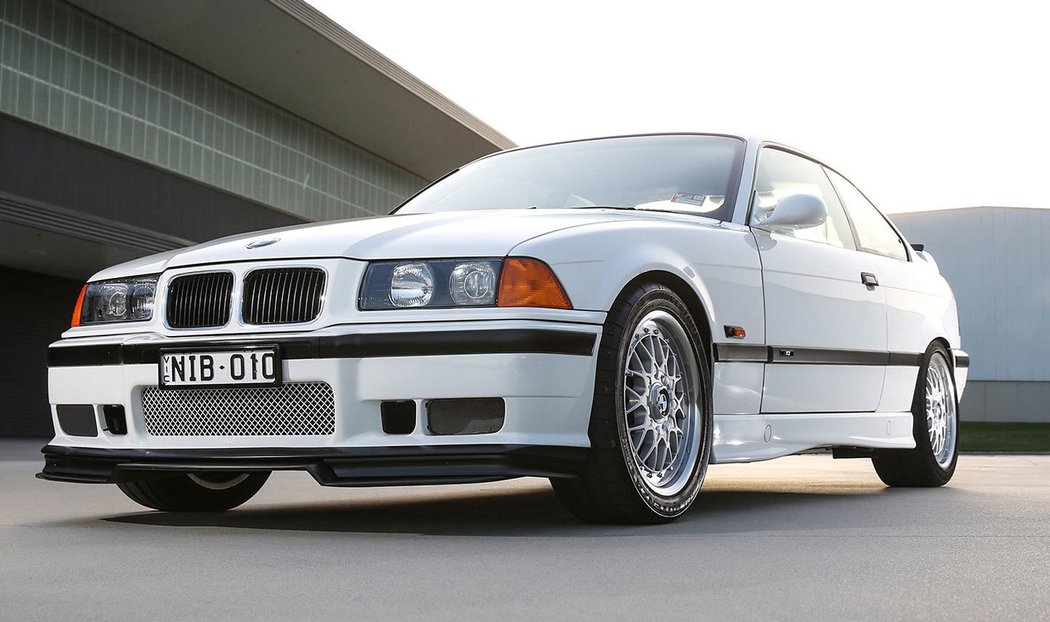 BMW M3 Coupe R (1994)