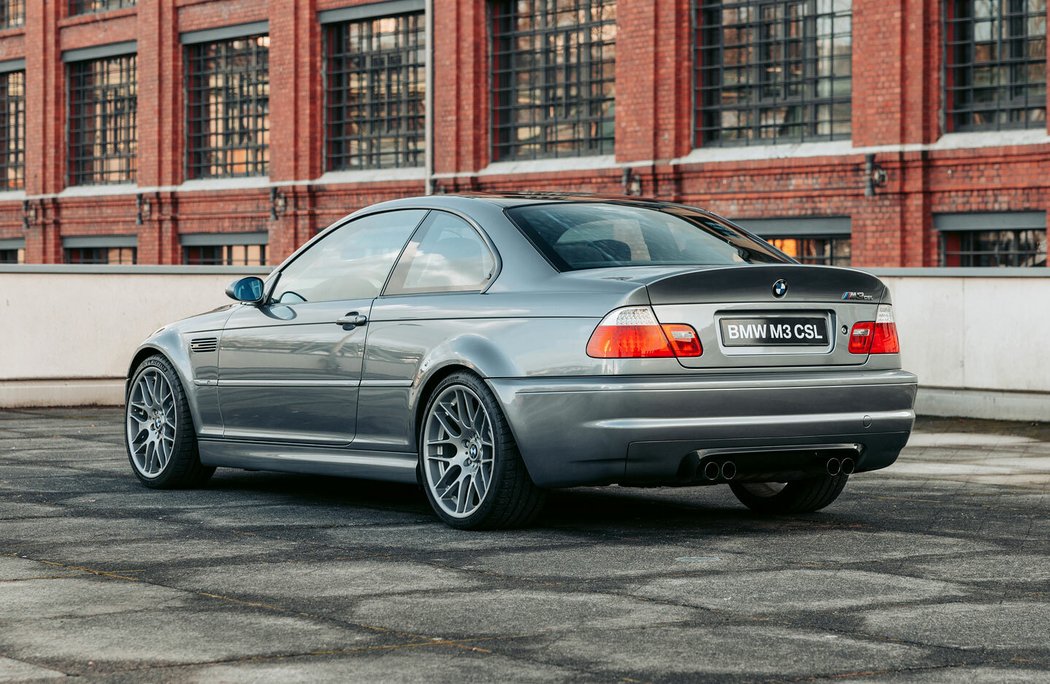 BMW M3 CSL (2003)