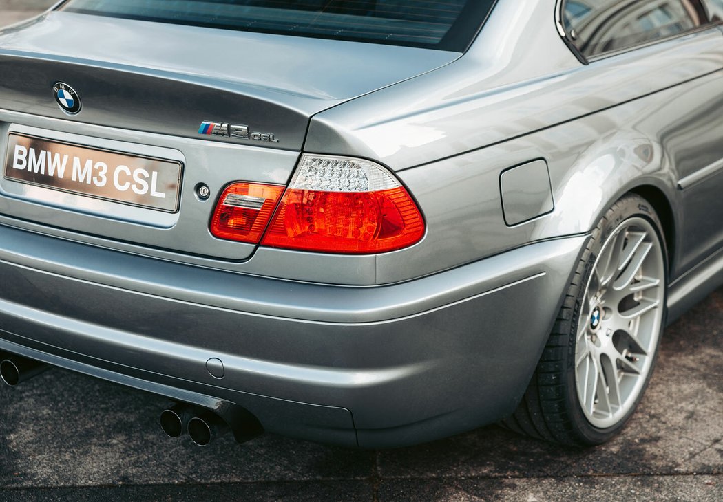 BMW M3 CSL (2003)