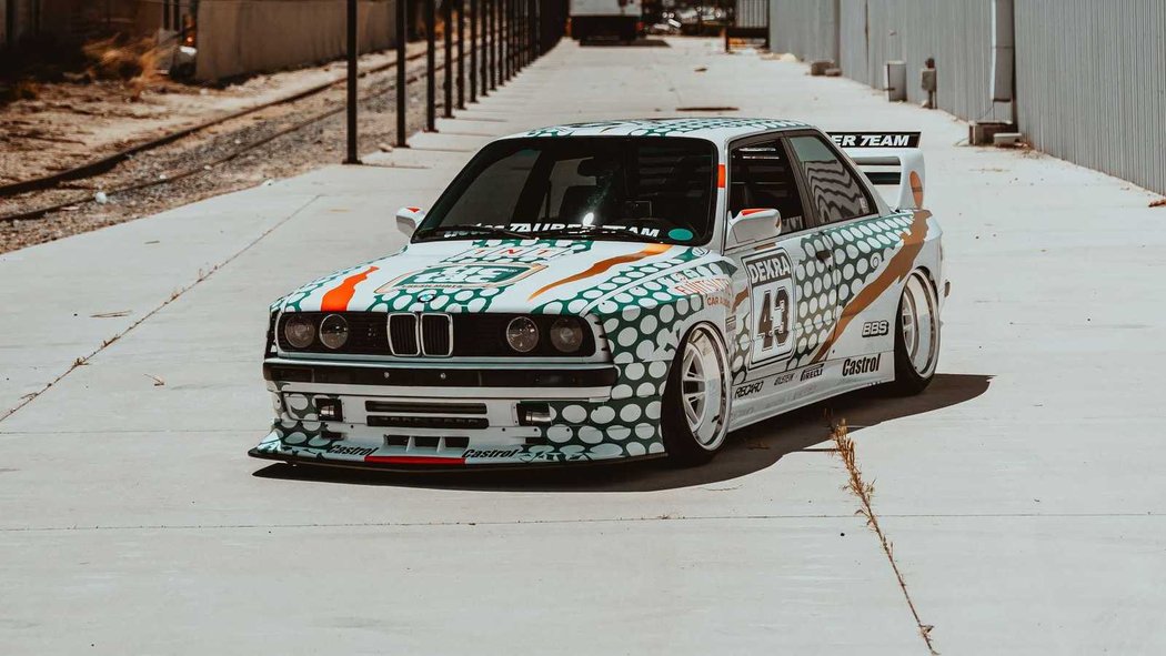 BMW M3 E30 Tic Tac